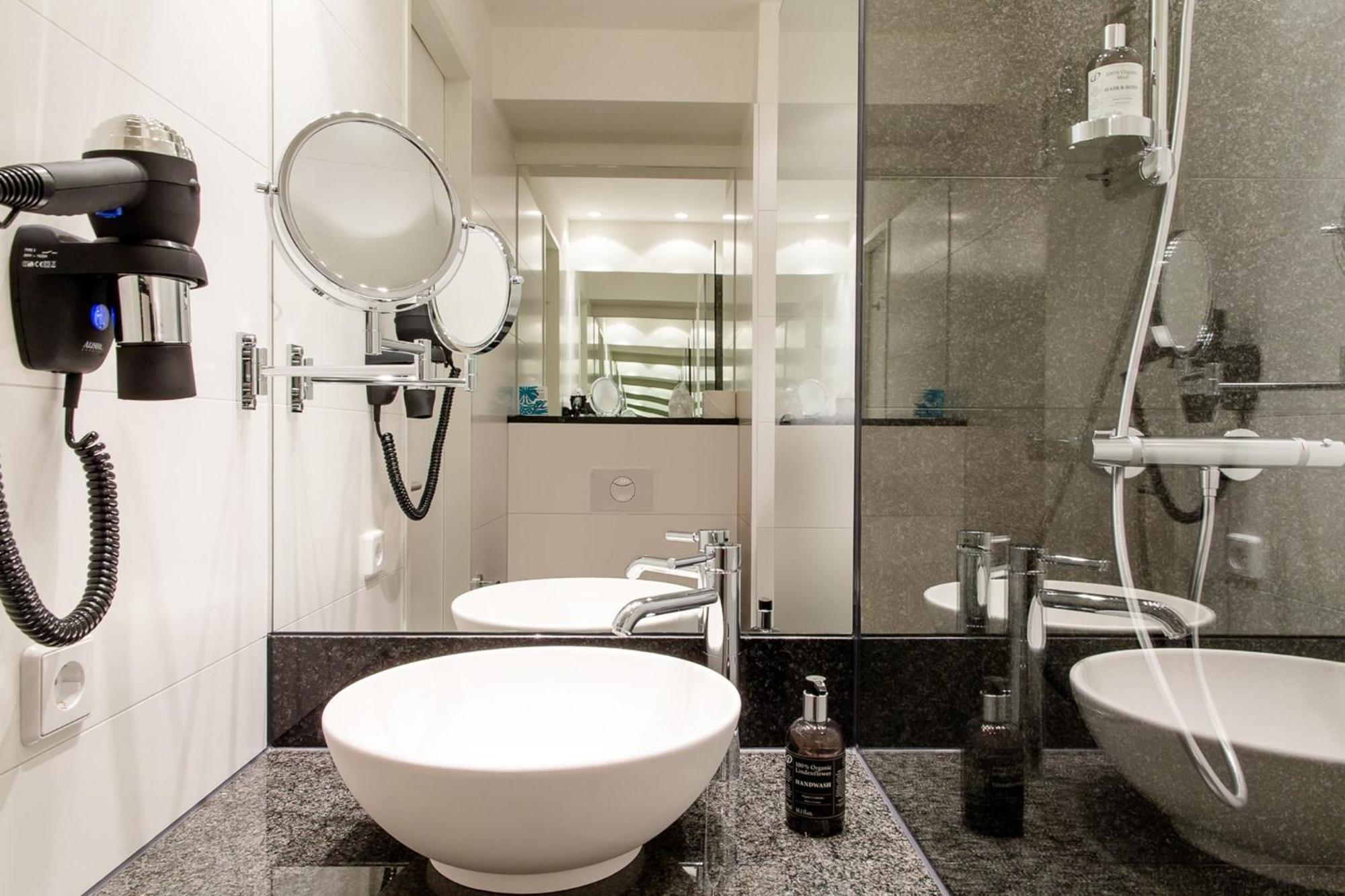 Motel One Stuttgart-Bad Cannstatt Екстериор снимка